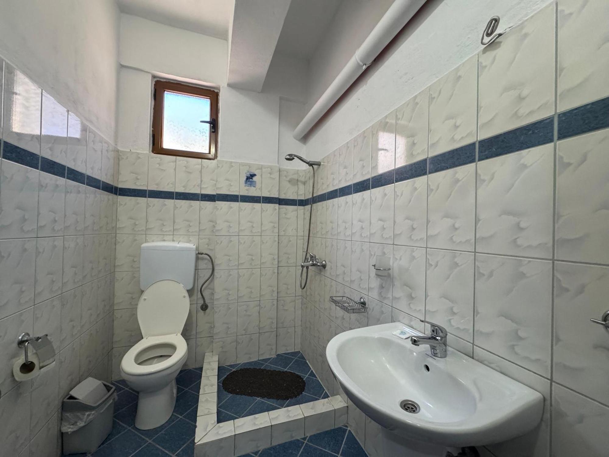 Vila Hergi Sarandë Exterior foto